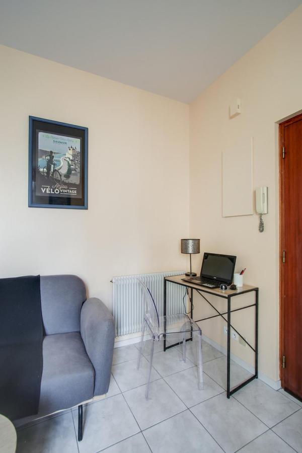 Appartement De Charme Bonnemere Saumur Exterior foto
